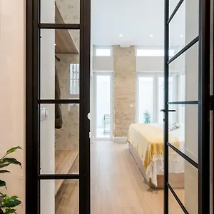 Behouse Arroyo A Apartment